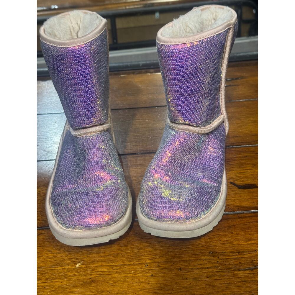 Ugg classic cosmo sequin boot size 4 kids - Picture 2 of 7